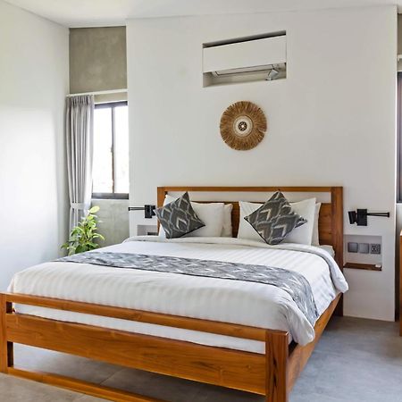 Manresa Villa Bali 2 Canggu Buitenkant foto