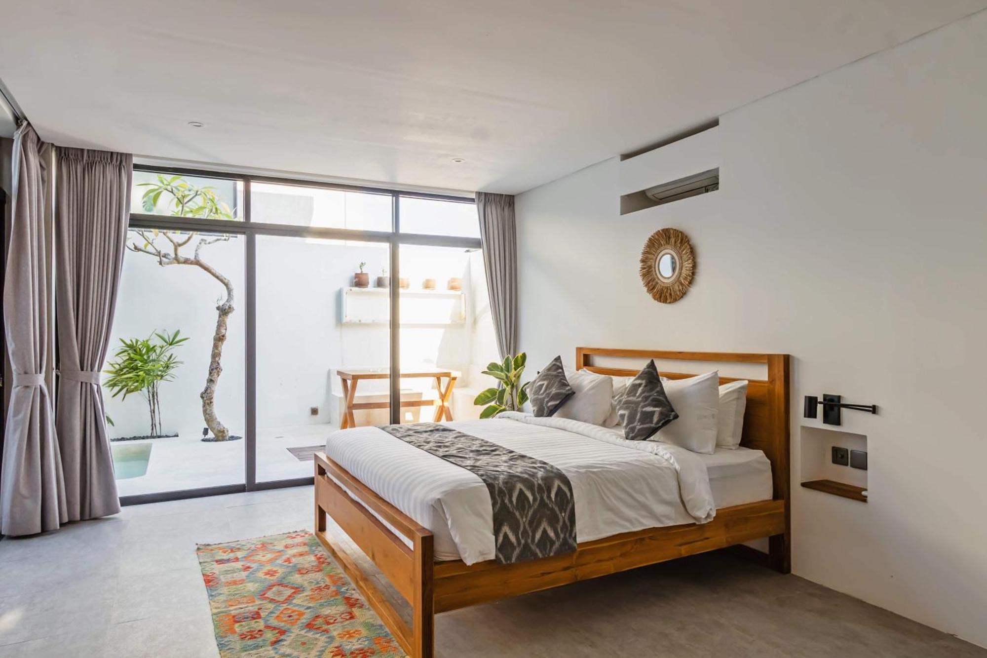 Manresa Villa Bali 2 Canggu Buitenkant foto