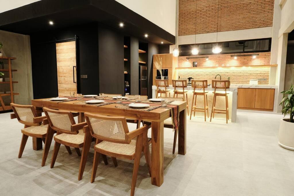 Manresa Villa Bali 2 Canggu Buitenkant foto